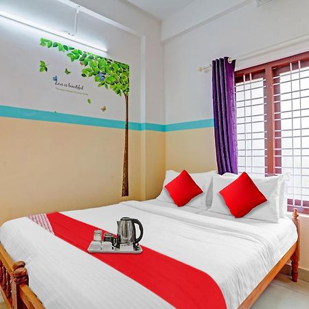 Spot On The New View Regency Thiruvananthapuram Exterior foto